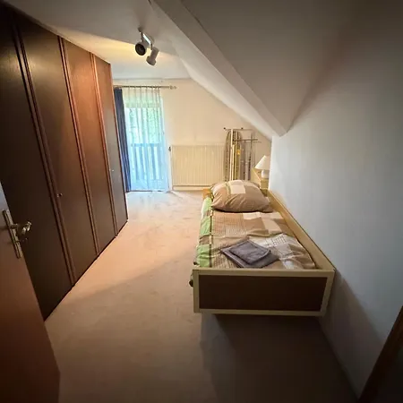 Grosses Freistehendes Haus Nahe Messe 4 Baeder Garten Eigenen Garten * Isernhagen